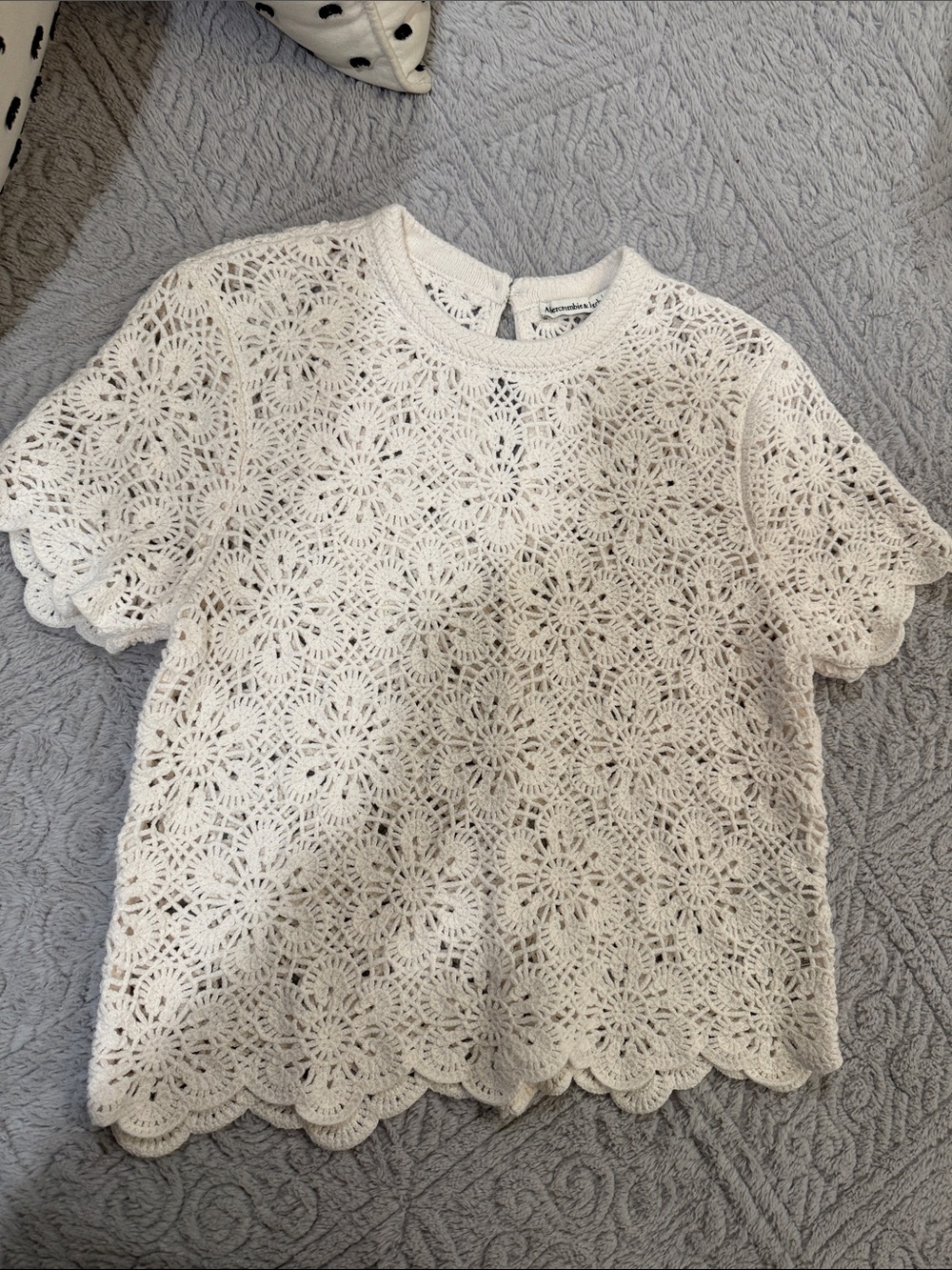 Abercrombie & Fitch Cream Crochet Floral Short Sleeve Top